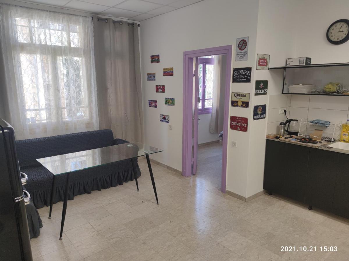 Apartment Comfy - For A Quiet, Family Holiday Without Parties 海法 外观 照片