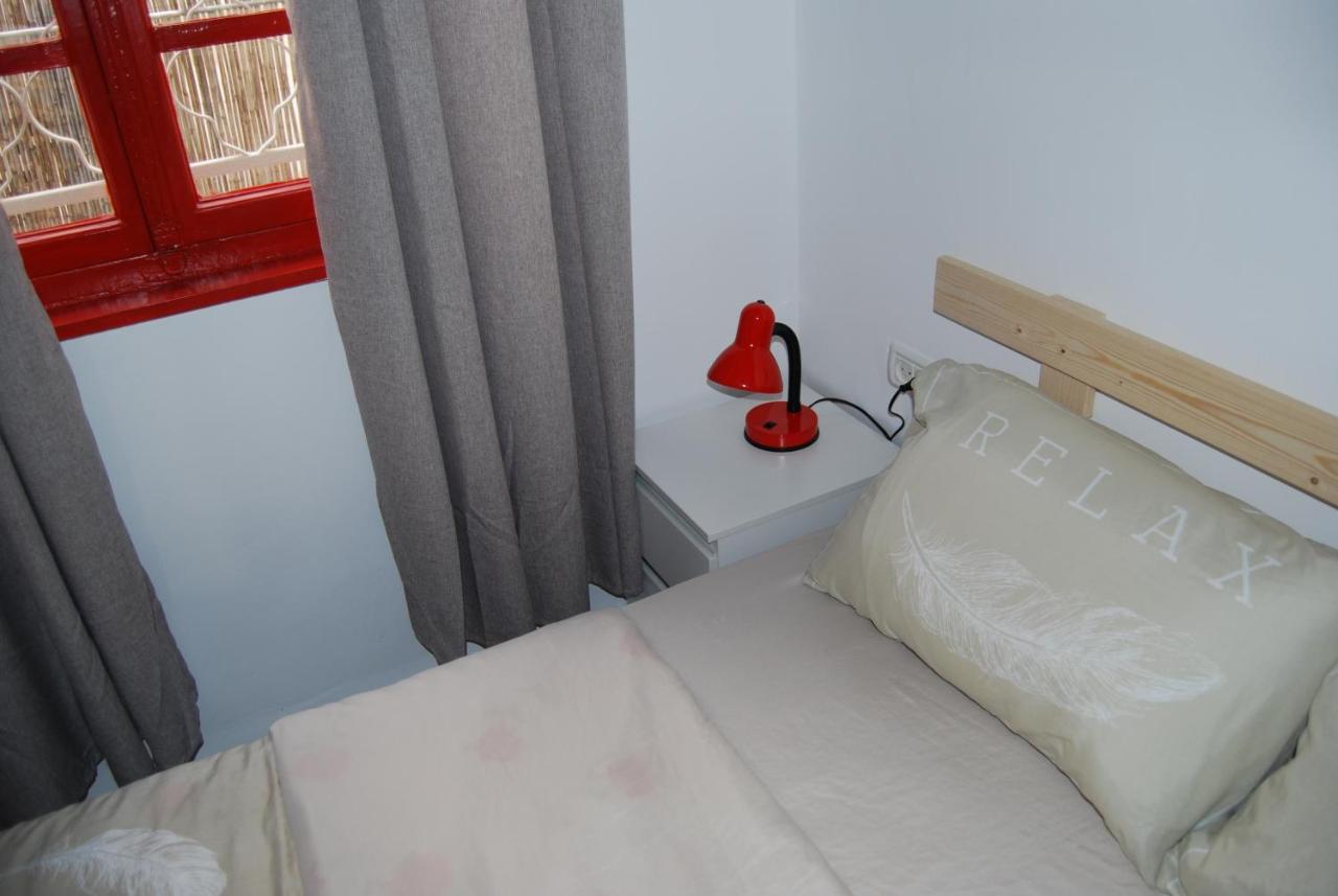 Apartment Comfy - For A Quiet, Family Holiday Without Parties 海法 外观 照片
