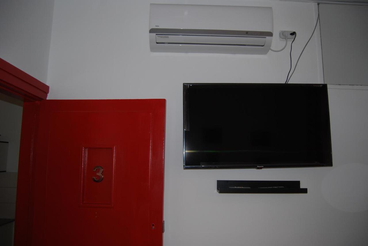 Apartment Comfy - For A Quiet, Family Holiday Without Parties 海法 外观 照片