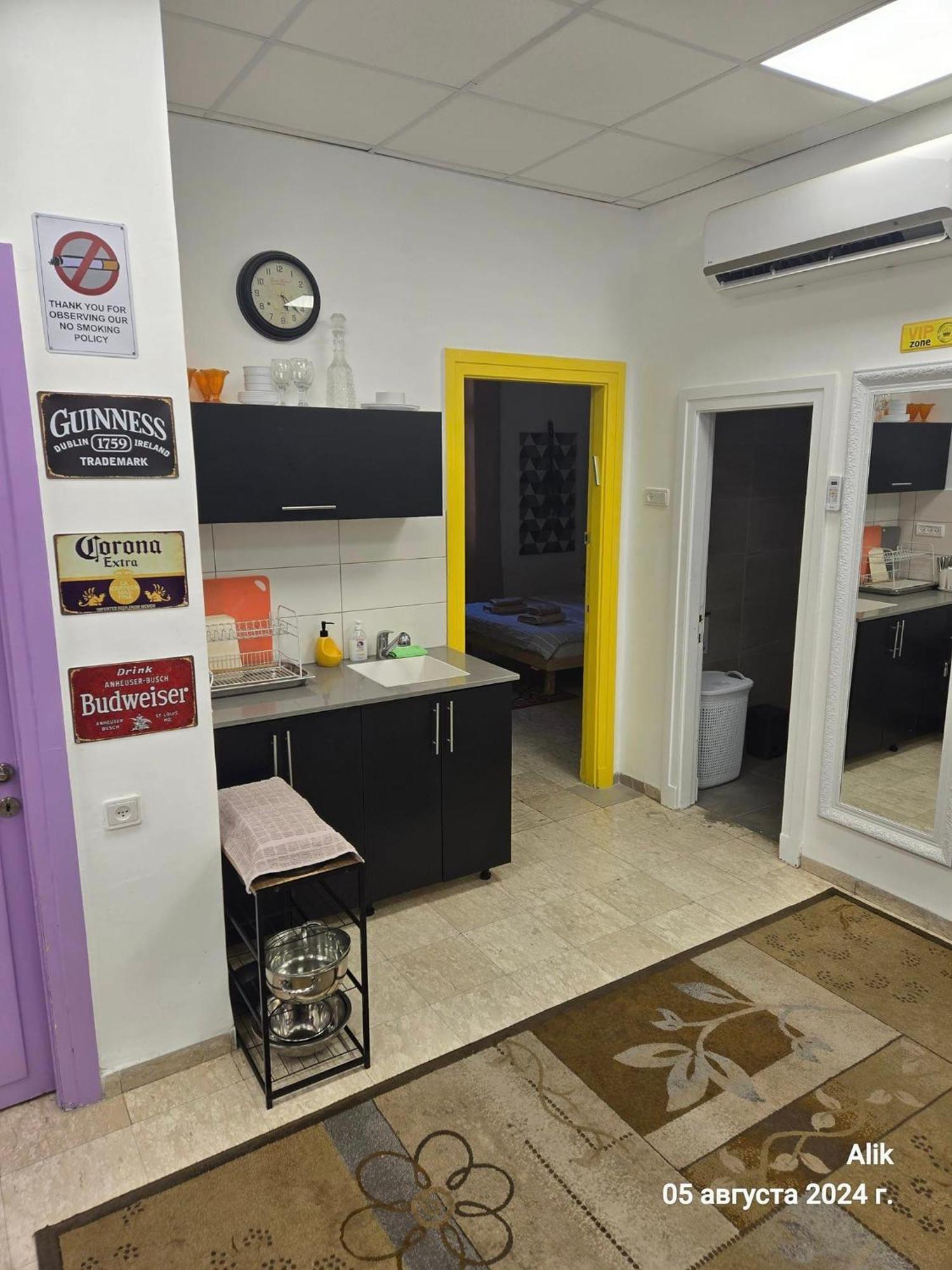 Apartment Comfy - For A Quiet, Family Holiday Without Parties 海法 外观 照片